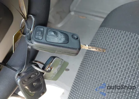 2011 Mercedes-Benz Sprinter 2500 High Roof из США, поврежденный, VIN WD3PE8CB0B5561293